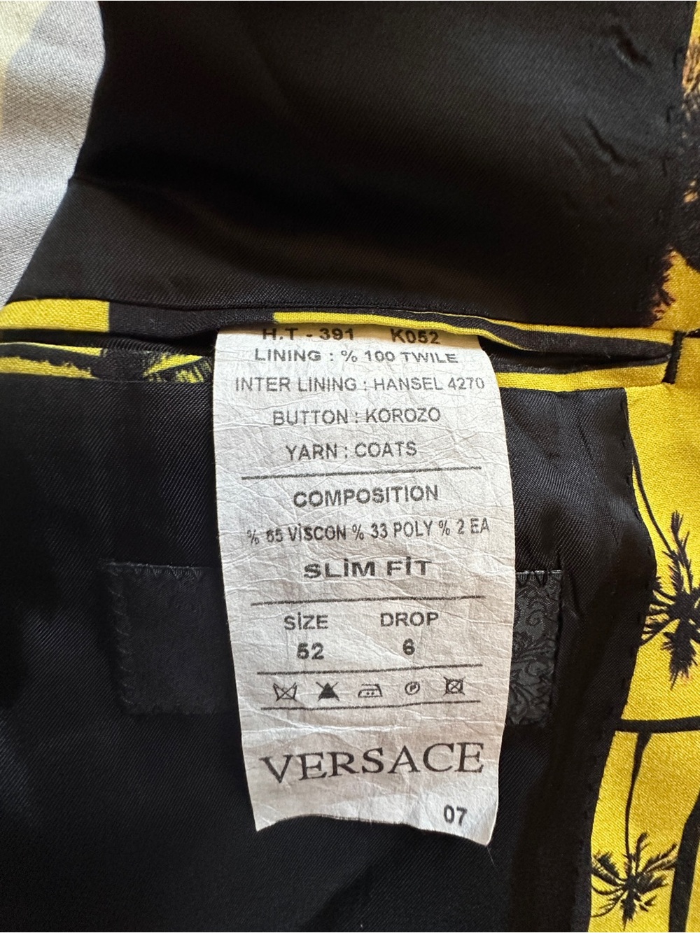 Versace Black and Yellow Palm-Print Blazer - Picture 2 of 16